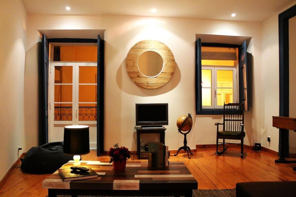 Magnificent Historical City Centre Apart With Terrace Lisboa Exteriör bild